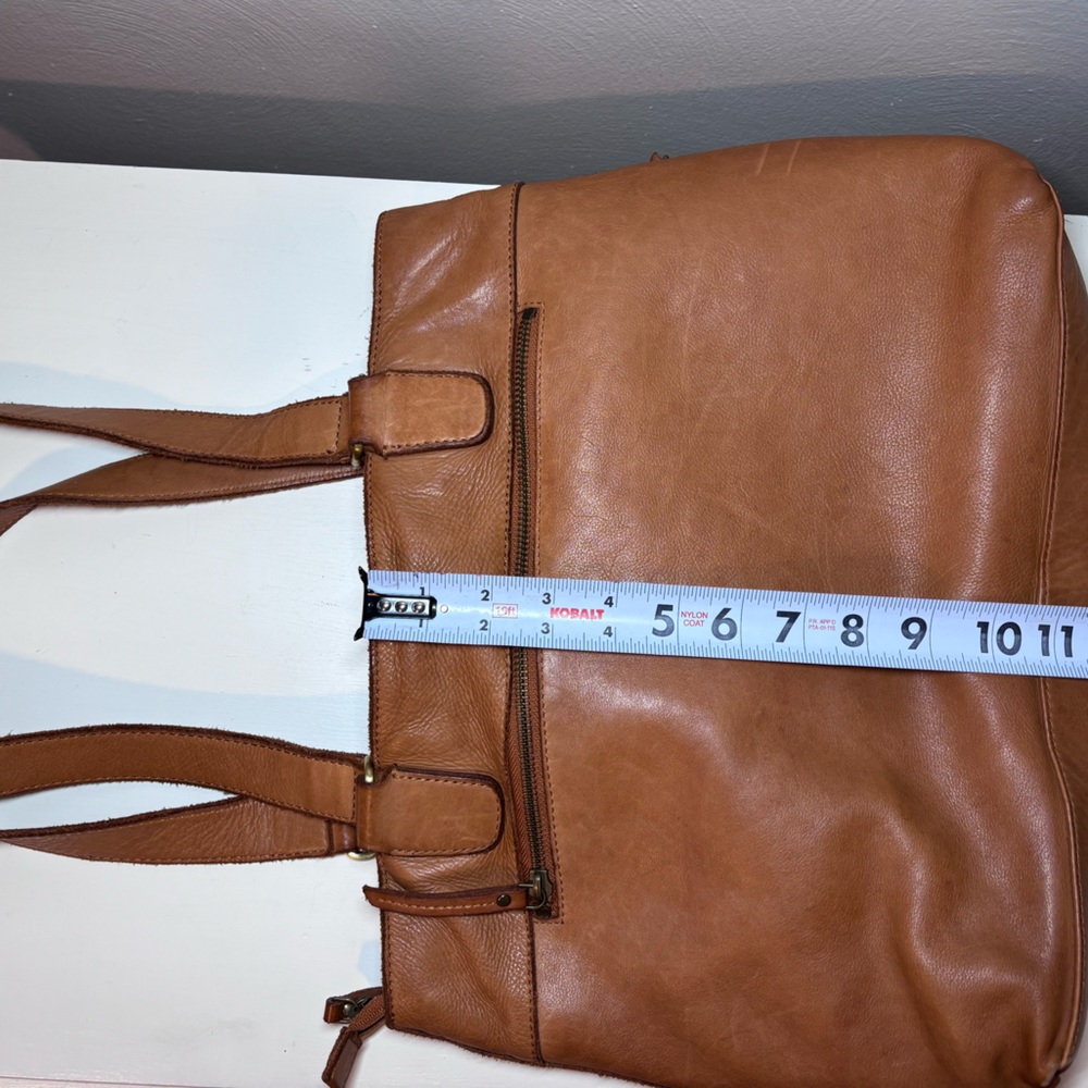 Tan GENUINE LEATHER Tote Bag - Versatile Everyday Carry - Picture 5 of 10